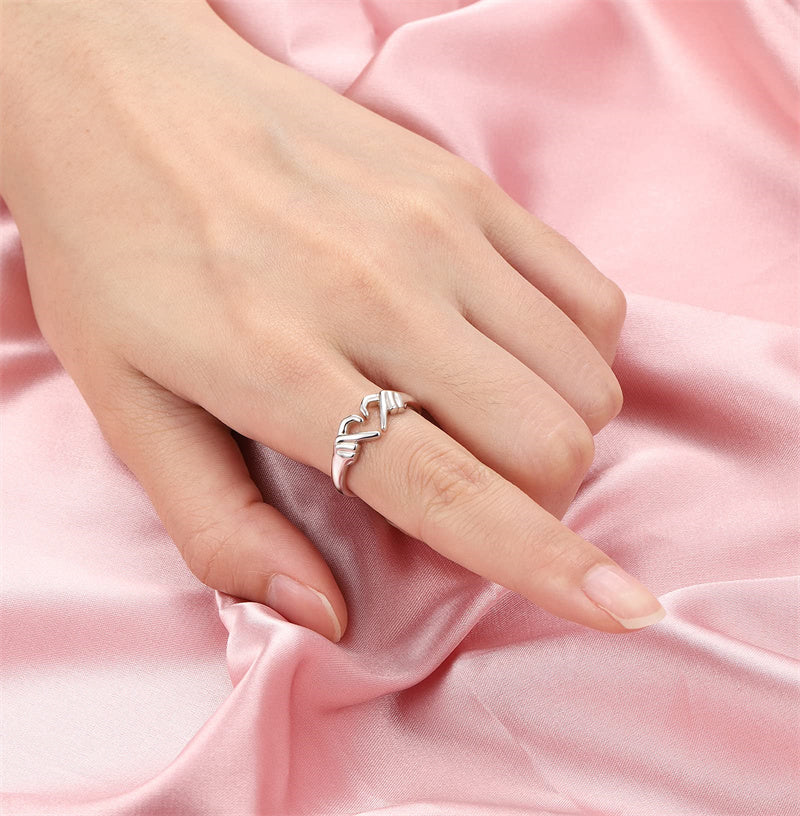 Romantic Heart Hand Hug Fashion Ring For Women Couple Jewelry.